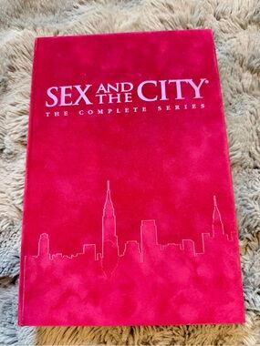 Sex and the City: The Complete Series - Pink Collector Edition